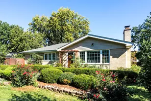 2N563 Mildred Ave, Glen Ellyn, IL 60137 - Photo 2