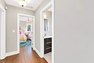 4920 N Keeler Ave, Chicago, IL 60630 - Photo 32