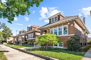 5525 S Francisco Ave, Chicago, IL 60629 - Photo 2