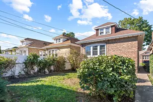 5525 S Francisco Ave, Chicago, IL 60629 - Photo 10
