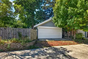 2133 Melrose St, Rockford, IL 61103 - Photo 36