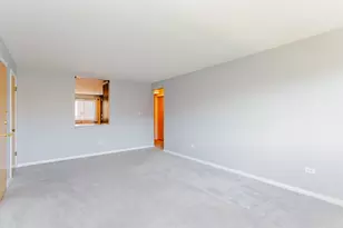 6827 W Raven St, Chicago, IL 60631 - Photo 4