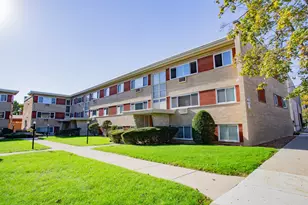 6827 W Raven St, Chicago, IL 60631 - Photo 1