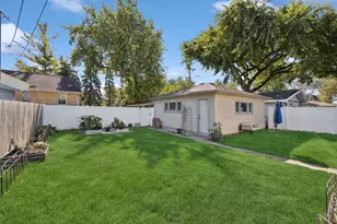 9431 Congress Park Ave, Brookfield, IL 60513 - Photo 24