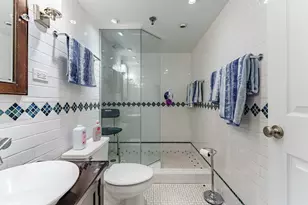915 N York Street N, Elmhurst, IL 60126 - Photo 16