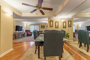 915 N York Street N, Elmhurst, IL 60126 - Photo 4