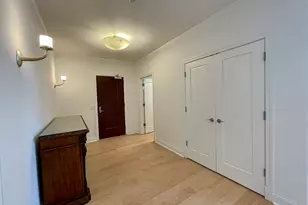 520 S Washington St, Naperville, IL 60540 - Photo 4