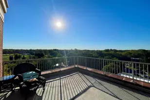 520 S Washington St, Naperville, IL 60540 - Photo 36