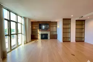 520 S Washington St, Naperville, IL 60540 - Photo 16