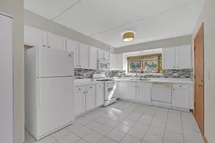 8700 W Evelyn Ln, Chicago, IL 60656 - Photo 10