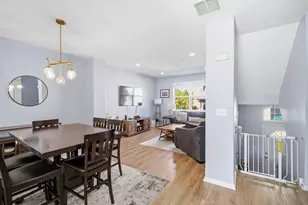 1103 N Claremont Dr, Palatine, IL 60067 - Photo 12