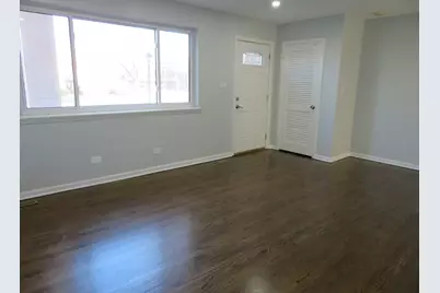 2015 Walters Avenue, Northbrook, IL 60062 - Photo 2
