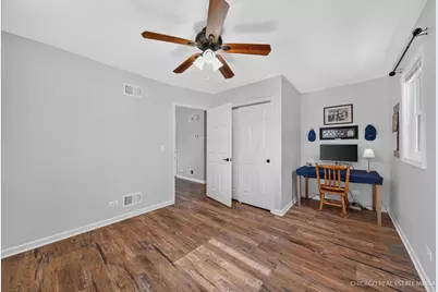 406 Woodbine Avenue, Island Lake, IL 60042 - Photo 12