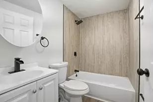 37 W 66th St, Westmont, IL 60559 - Photo 14