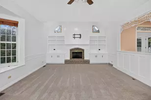 2715 Wendy Dr, Naperville, IL 60565 - Photo 12