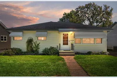 8729 S 51st Avenue, Oak Lawn, IL 60453 - Photo 1