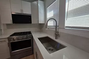 418 Hull Ct, Waukegan, IL 60085 - Photo 14