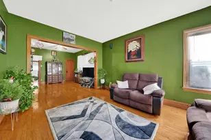 5355 S Fairfield Ave, Chicago, IL 60632 - Photo 4