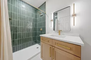 12231 S Lowe Ave, Chicago, IL 60628 - Photo 22