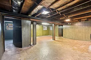 2839 N Luna Ave, Chicago, IL 60641 - Photo 24