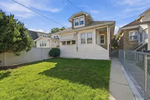 2839 N Luna Ave, Chicago, IL 60641 - Photo 32