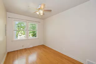 8834 Burlington Ave, Brookfield, IL 60513 - Photo 6