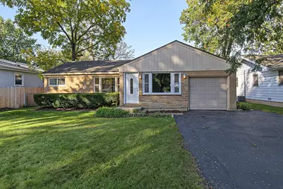 615 McHenry Avenue, McHenry, IL 60050 - Photo 1