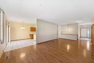21760 W Empress Ln, Plainfield, IL 60544 - Photo 16