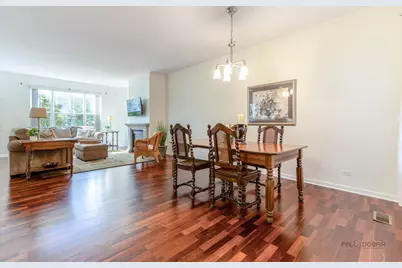 1871 Crenshaw Circle, Vernon Hills, IL 60061 - Photo 8