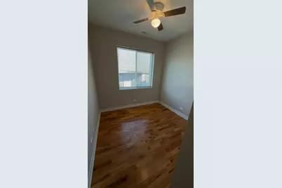 22 N Parkside Avenue #2, Chicago, IL 60644 - Photo 10