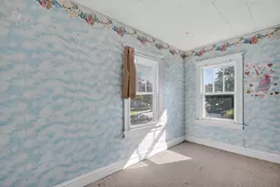 215 E 4th St, Lockport, IL 60441 - Photo 34