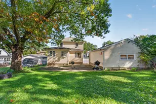 215 E 4th St, Lockport, IL 60441 - Photo 42