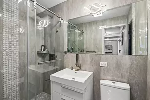 400 E Randolph St, Chicago, IL 60601 - Photo 12