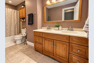 248 Butternut Lane, Streamwood, IL 60107 - Photo 10