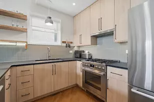 1916 W Belmont Ave, Chicago, IL 60657 - Photo 10