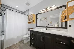 1916 W Belmont Ave, Chicago, IL 60657 - Photo 14