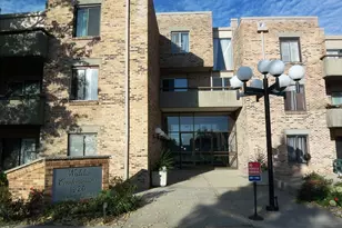 1926 Prairie Square, Schaumburg, IL 60173 - Photo 1