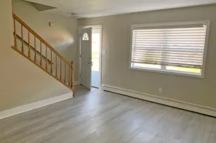 1227 Town Crest Dr, New Lenox, IL 60451 - Photo 4