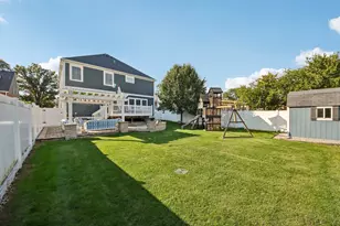 569 S Stratford Ave, Elmhurst, IL 60126 - Photo 46