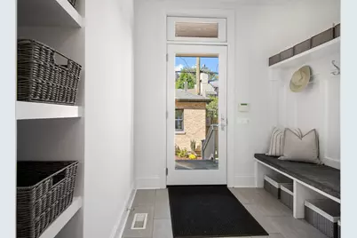 3822 N Hoyne Avenue, Chicago, IL 60618 - Photo 12