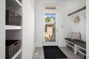 3822 N Hoyne Ave, Chicago, IL 60618 - Photo 12