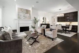 3822 N Hoyne Ave, Chicago, IL 60618 - Photo 2