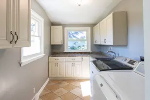 411 E Main St, Cary, IL 60013 - Photo 10
