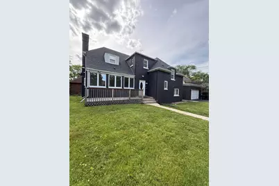 6800 N Knox Avenue, Lincolnwood, IL 60712 - Photo 2