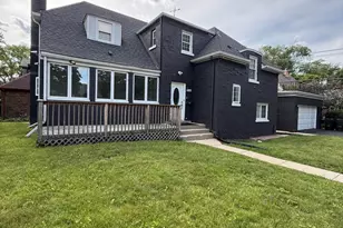 6800 N Knox Ave, Lincolnwood, IL 60712 - Photo 2