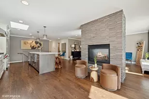129 Sturtz St, Barrington, IL 60010 - Photo 12