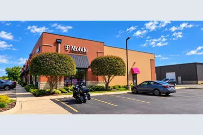 2207 US Route 12 Hwy Unit I, Spring Grove, IL 60081 - Photo 4