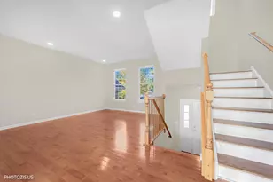 1717 Maple Ave, Hanover Park, IL 60133 - Photo 16