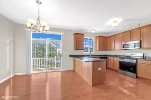 1717 Maple Ave, Hanover Park, IL 60133 - Photo 6