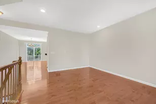 1717 Maple Ave, Hanover Park, IL 60133 - Photo 12